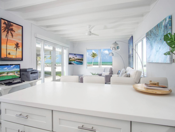 Islamorada Three Bedroom Home with Full Ocean View & Pool